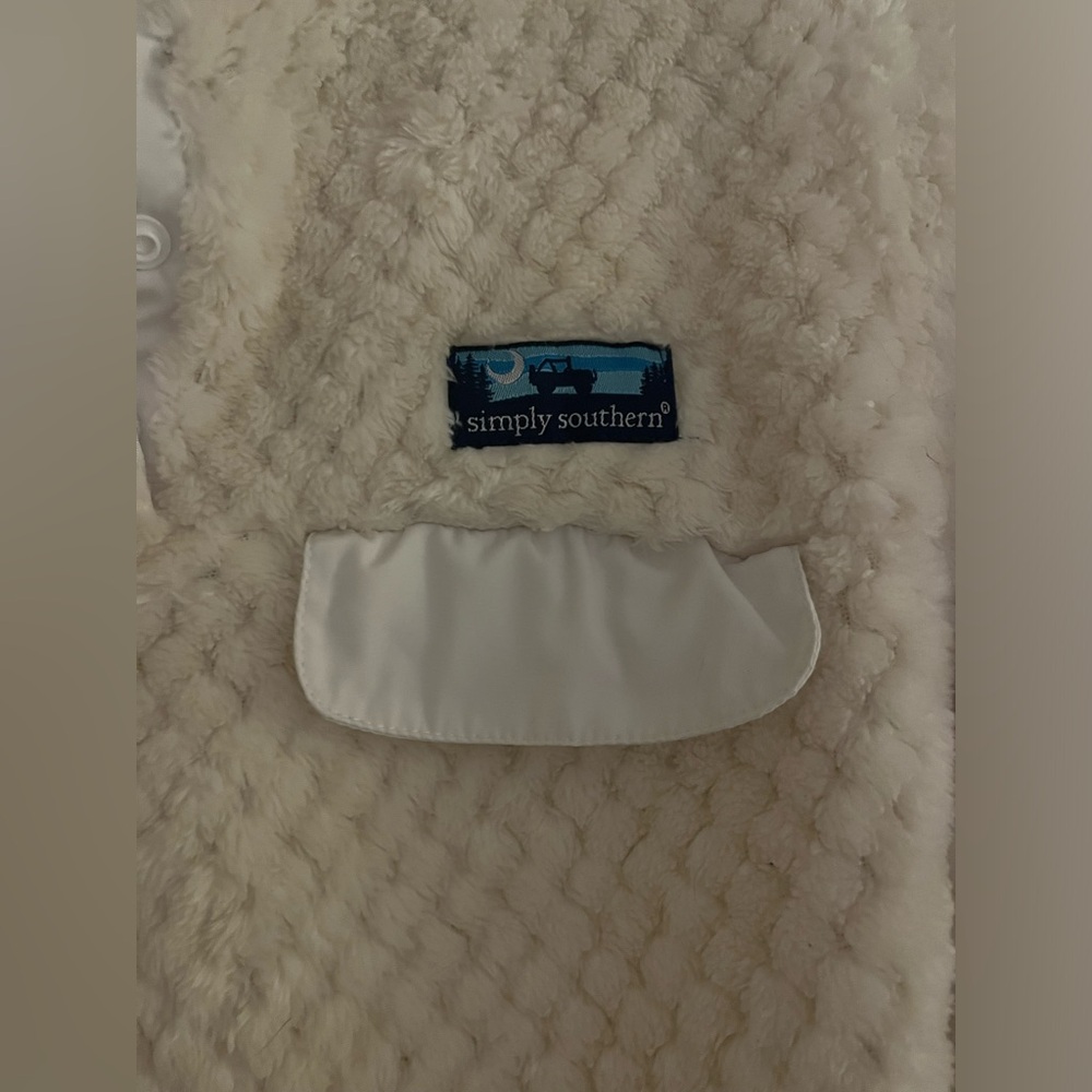 White Soft Pull Over - image 5